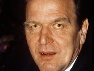 Die Wochenshow: Gerhard Schröder ohne Kontaktlinsen